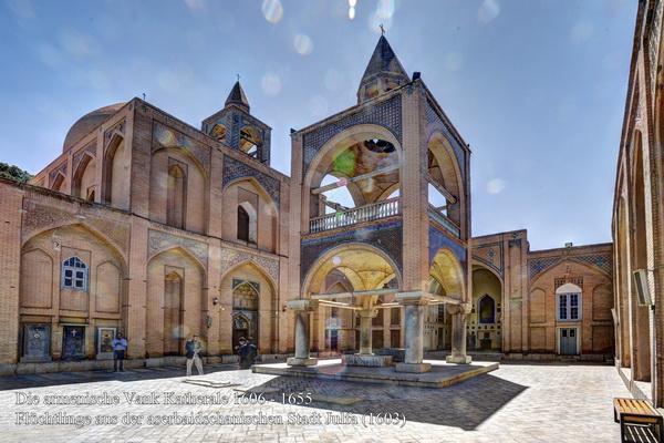 Esfahan-Armenische-Vank-Kathedrale-MAH_9947_48_49_50_51_fused-gerade Kopie.jpg
